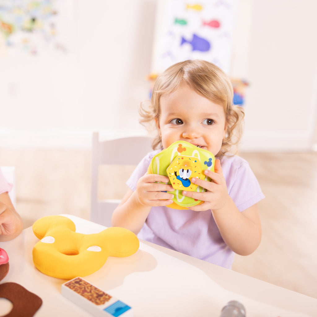 Disney Fill and Top Character Donuts Play Set