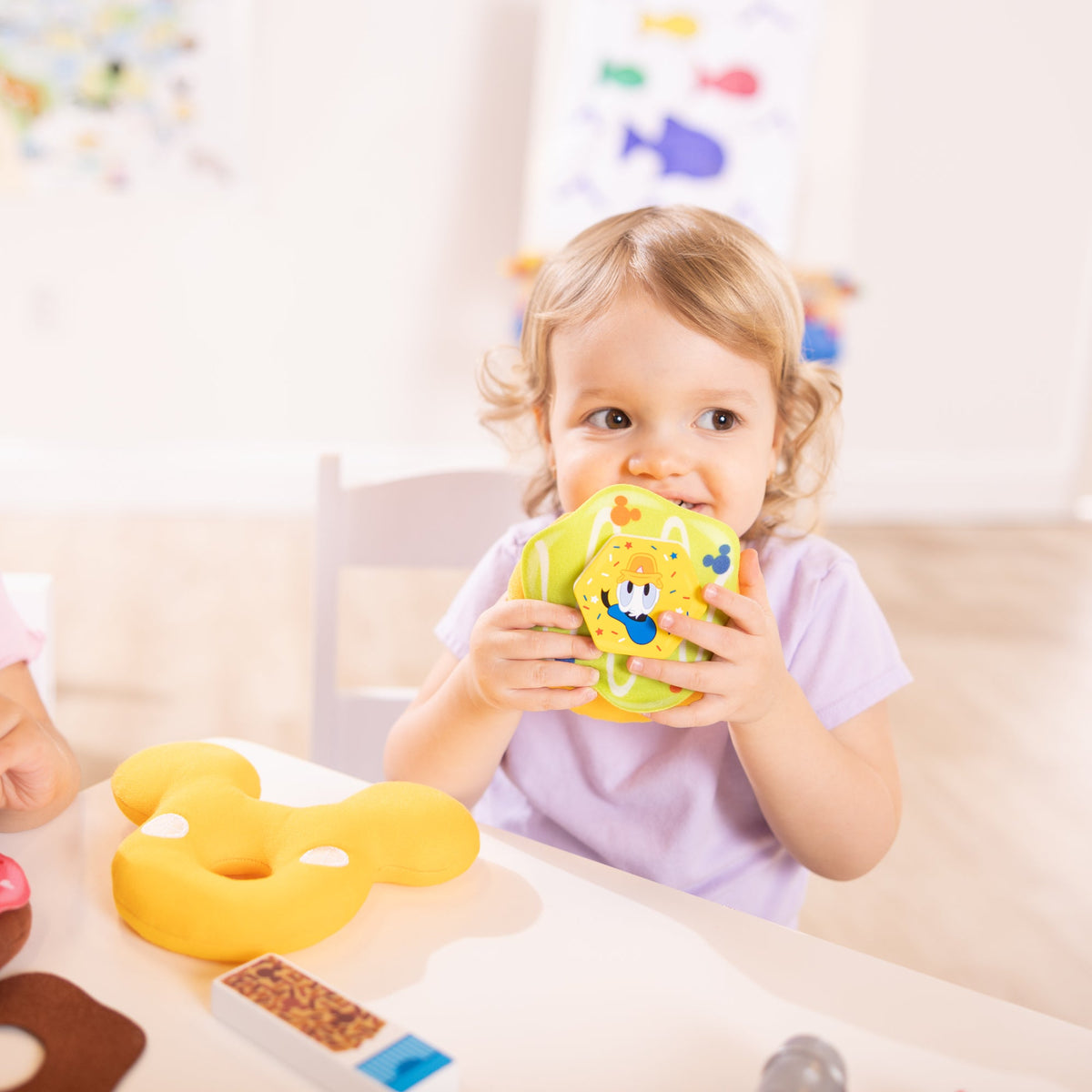 Disney Fill and Top Character Donuts Play Set