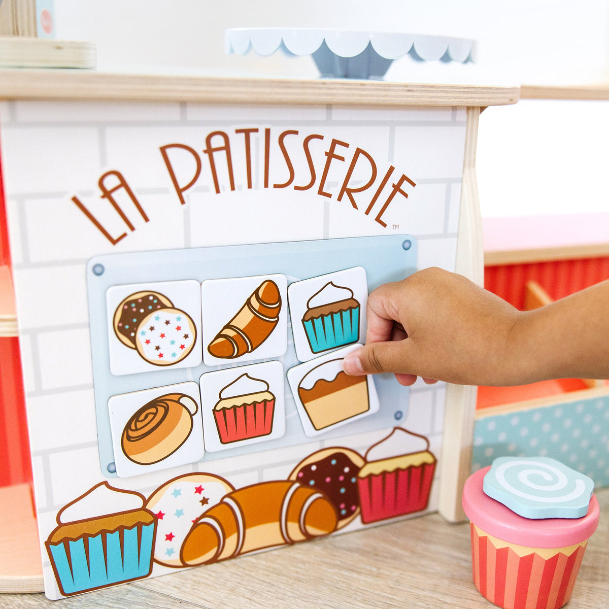 Wooden La Patisserie Bakery