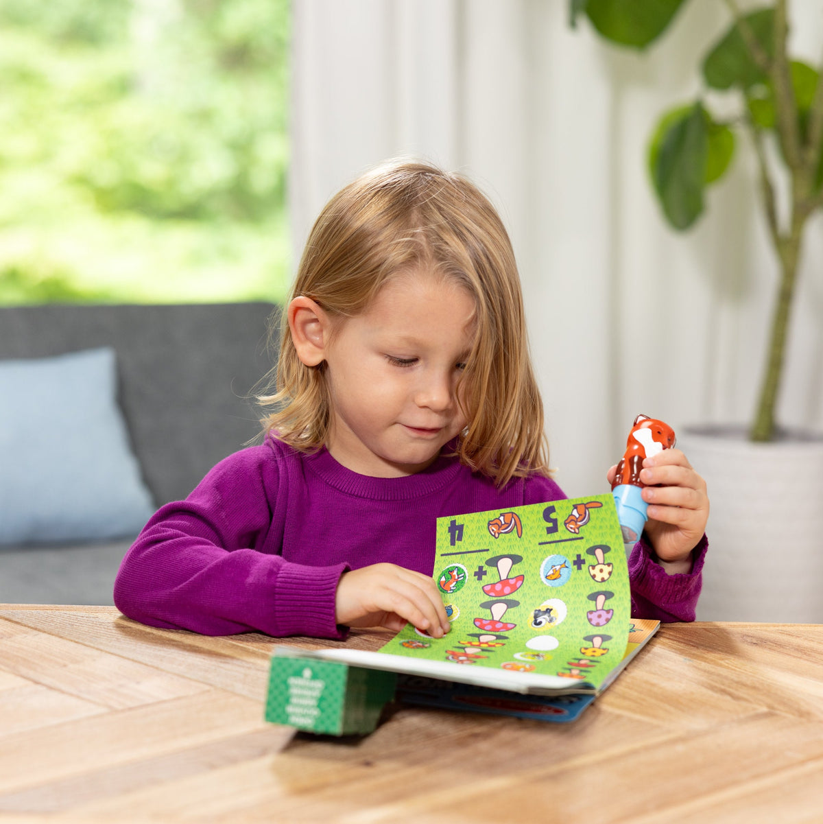 Sticker WOW!™ Activity Pad & Sticker Stamper - Fox